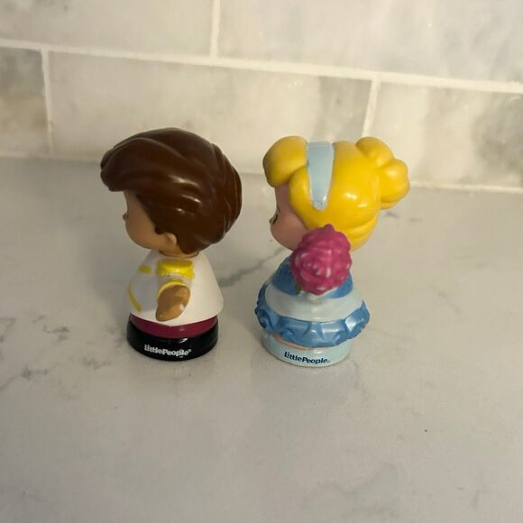 Little People Set of Two Disney Cinderella and Prince Charming - Picture 3 of 7